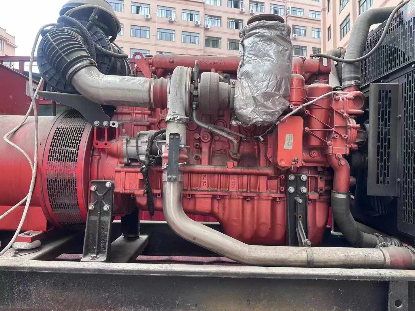 栾川如何选择适合 600kW 柴油发电机组的过载保护器？