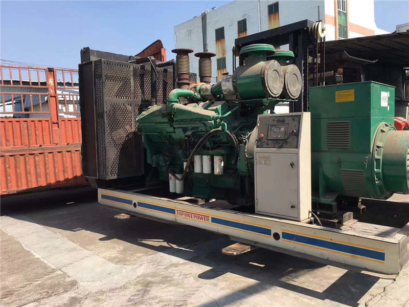 栾川如何判断柴油发电机组的机油温度是否达到了合适的预热温度?